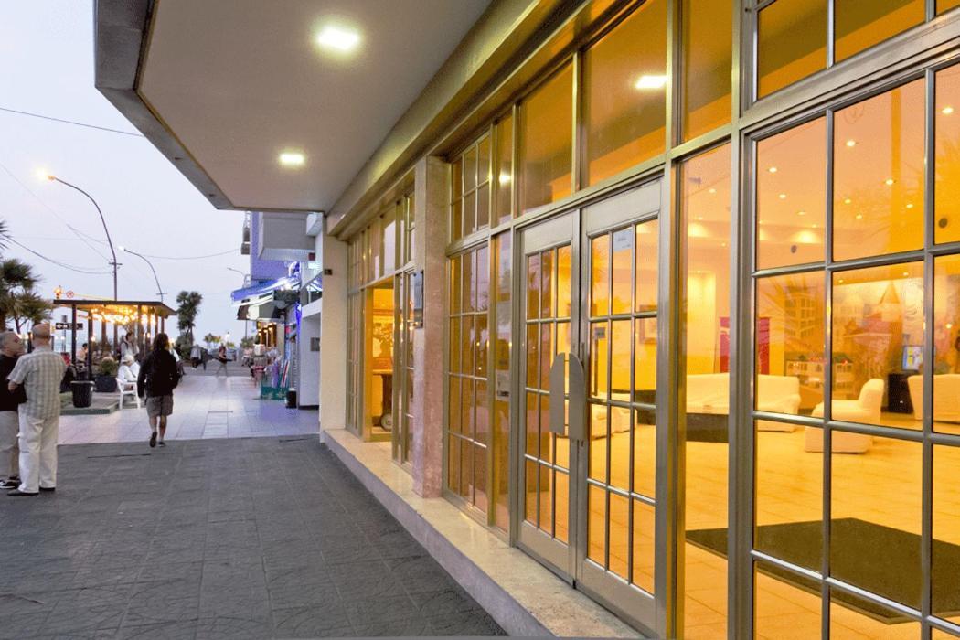 Hotel Atlantico Suites มาร์เดลปลาตา ภายนอก รูปภาพ